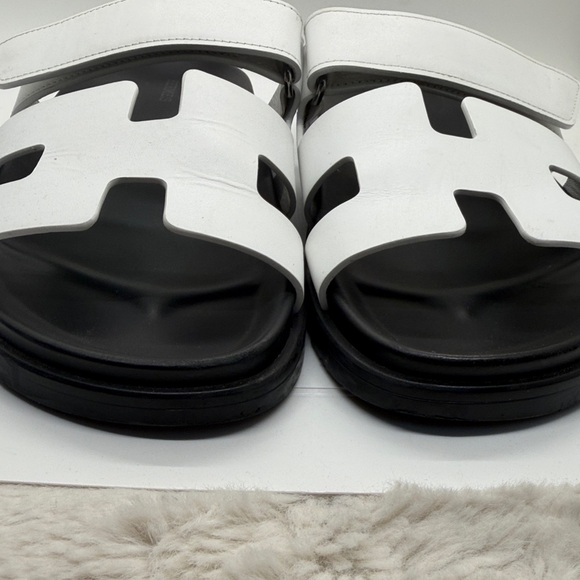 Hermes Black and White Women's Sandals - Picture 14 of 17